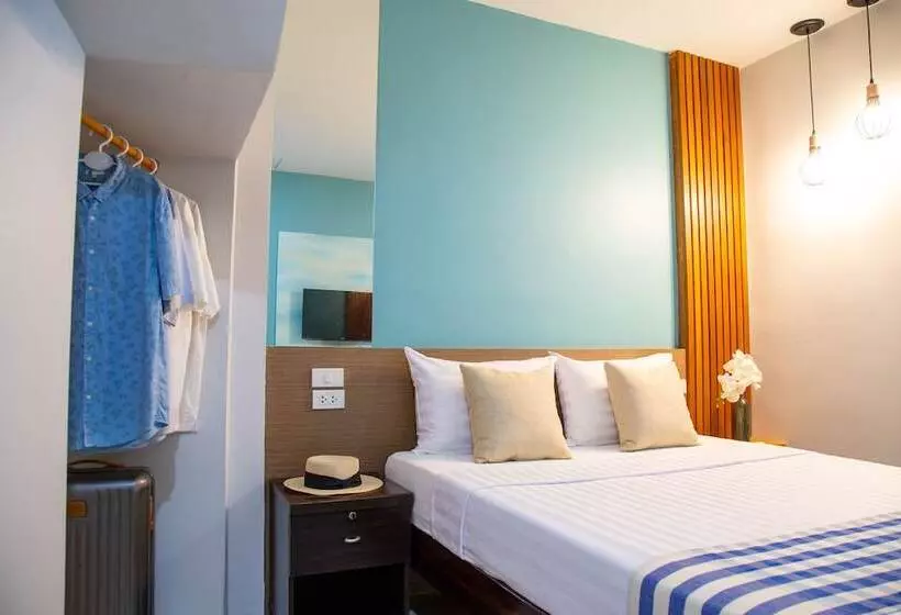 Kamala Beach Residence