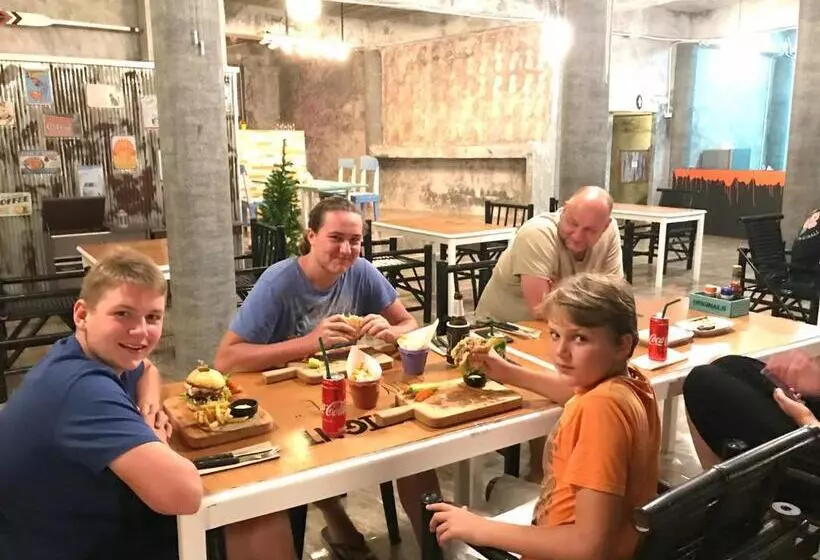 Fotos del hotel Lanta Halabala Resort:  3