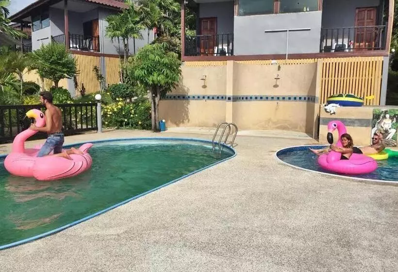 Fotos del hotel Lanta Halabala Resort:  12