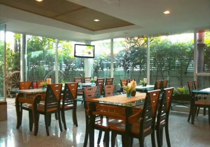 Fotos del hotel Spb Paradise:  3