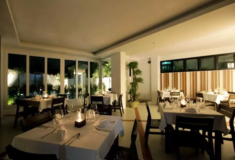 Fotos del hotel Sungthong Kamala Beach Resort:  2