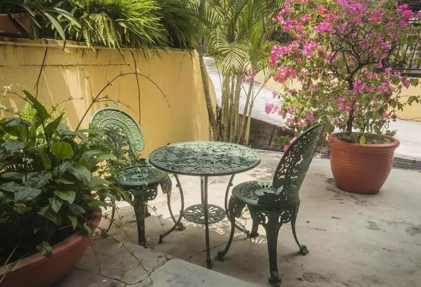 Fotos del hotel Anggerik Lodging:  10