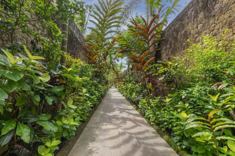 Fotos del hotel The Leaf Jimbaran Bali Luxurious Villa Retreat:  9