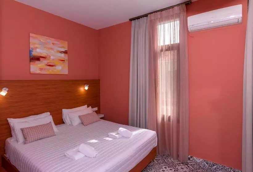 Fotos del hotel Thejoy:  15