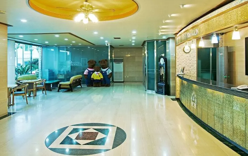 Fotos del hotel Emerald:  10