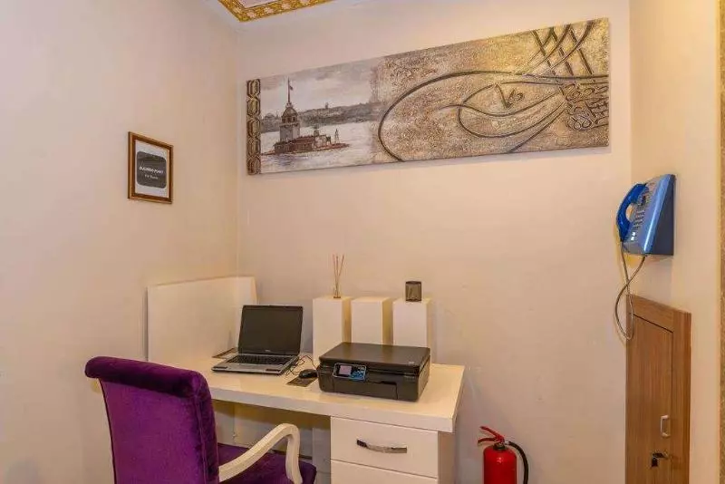 Fotos del hotel Interstellar  Merter:  7