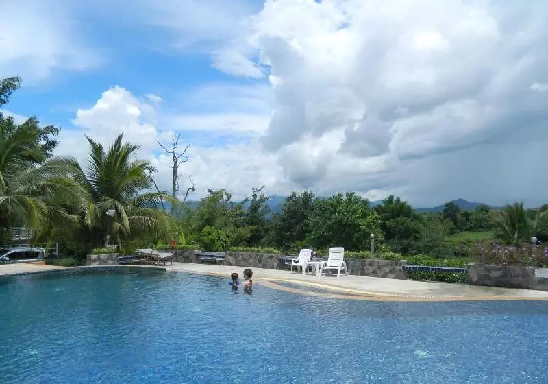 Pai Iyara Resort