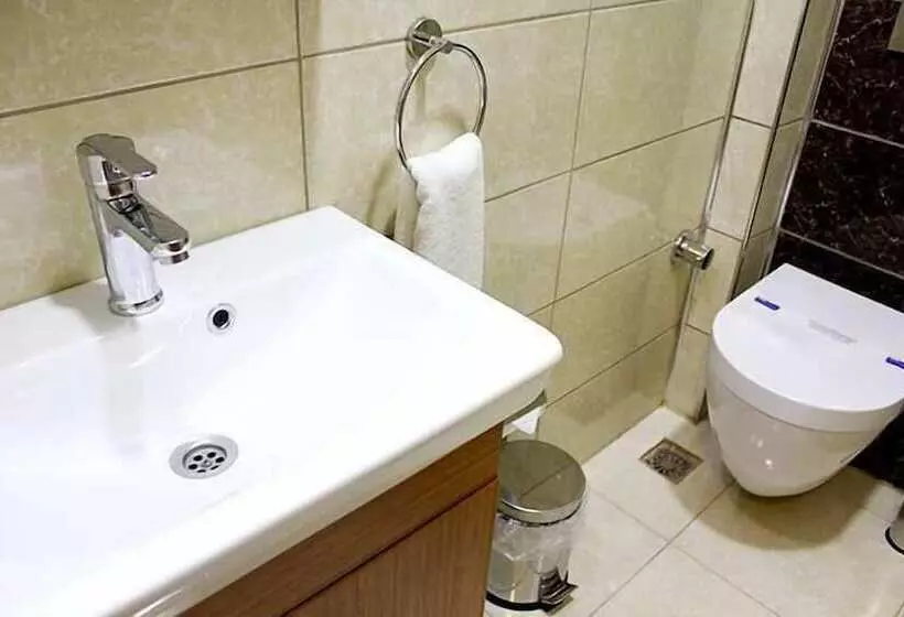 Fotos del hotel Realist:  6