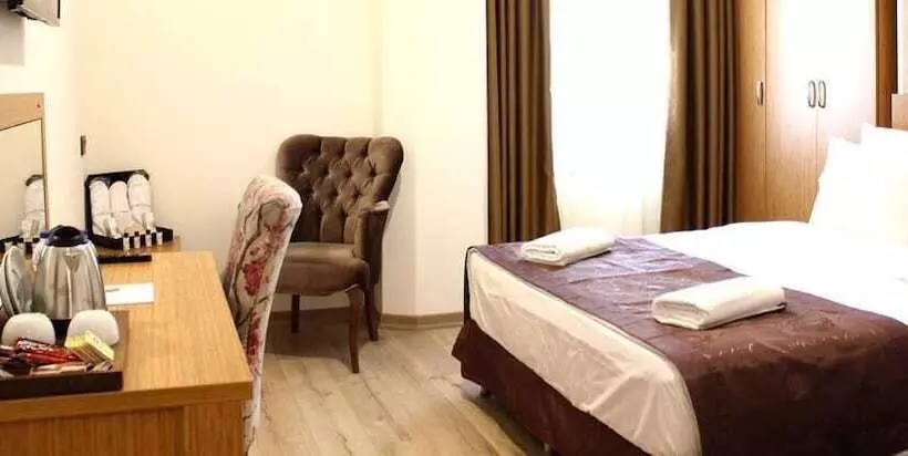 Fotos del hotel Realist:  2