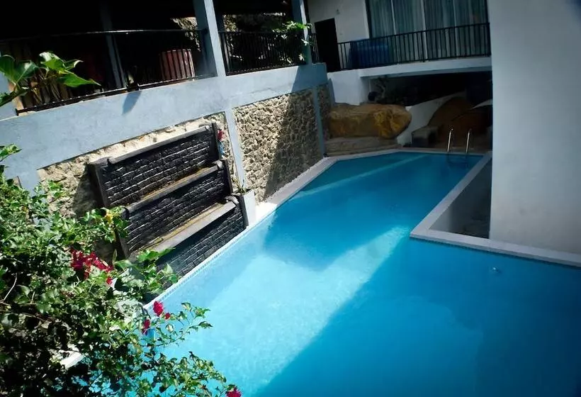 Fotos del hotel Villa Baywatch Rumassala:  13