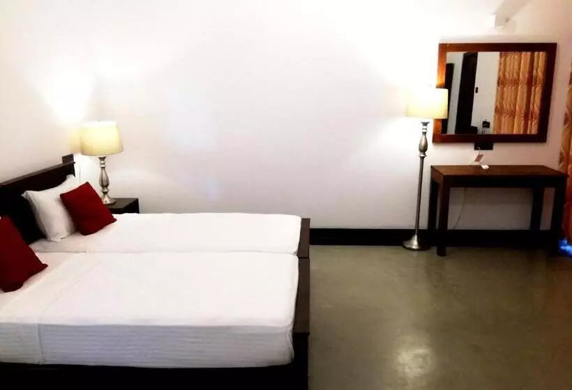 Fotos del hotel Hasara Guest House:  12