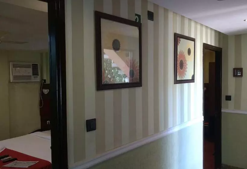 Fotos del hotel Bhammar S Inn  A Pure Veg:  15