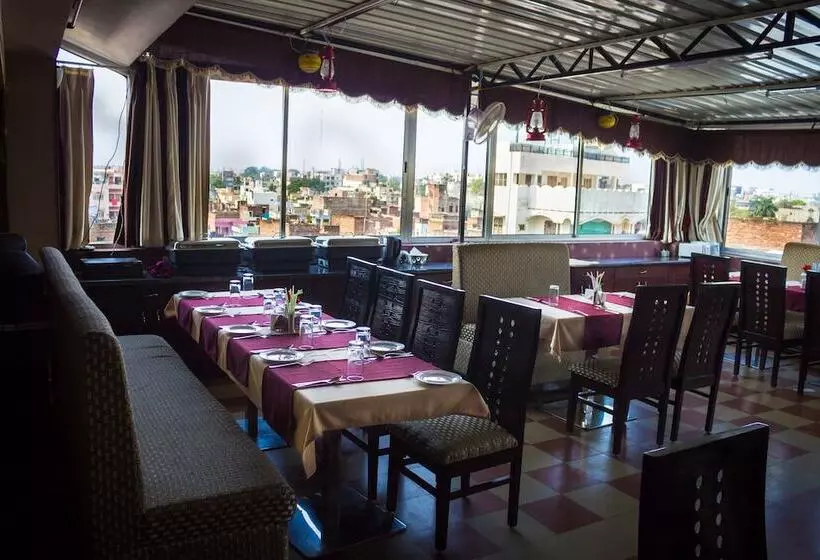 Fotos del hotel Heritage Inn:  2