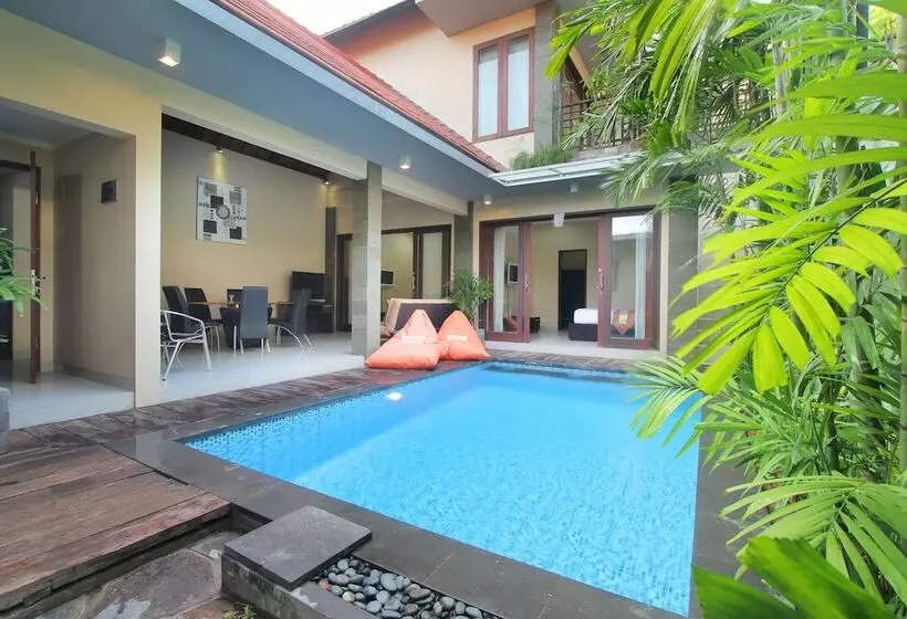 Fotos del hotel Lotus Tirta Seminyak:  14