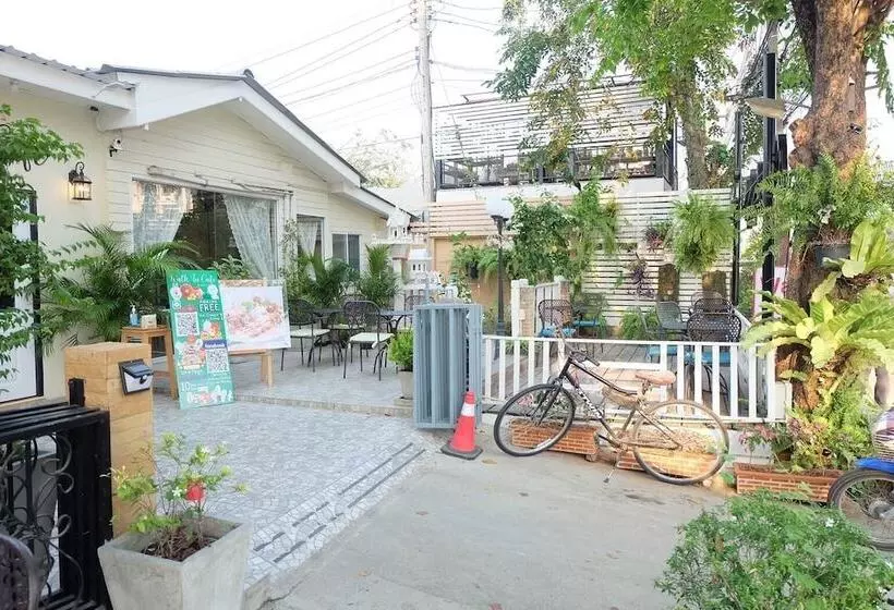 Fotos del hotel Grandparent's Home:  14