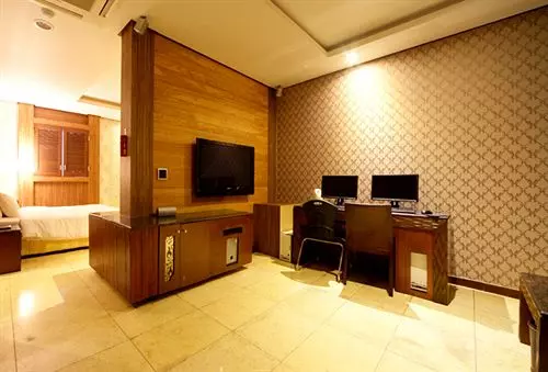 Fotos del hotel Gallerya:  4