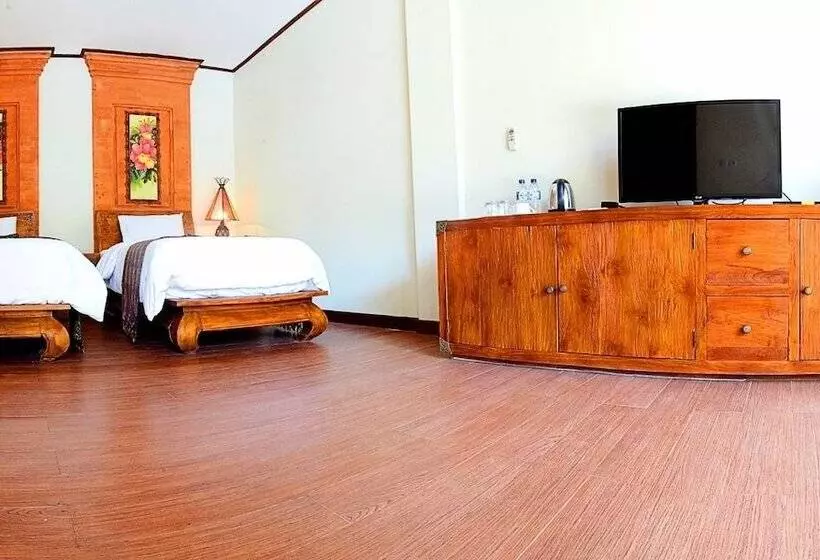 Fotos del hotel Hastinapura Residence:  13