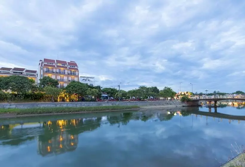Fotos del hotel River Suites Hoi An:  17