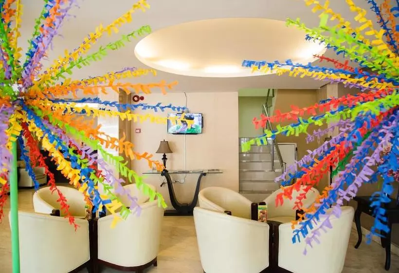 Fotos del hotel Nite And Day Jakarta Roxy:  2