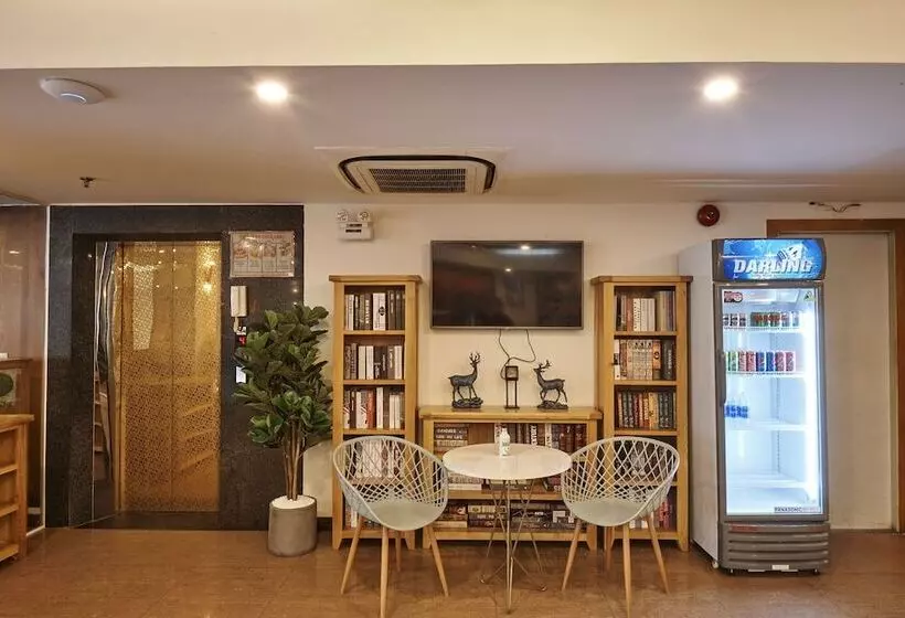 Fotos del hotel Sai Gon S Book   The Airport Front:  3