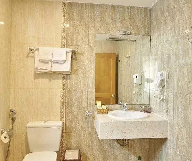 Fotos del hotel Sai Gon S Book   The Airport Front:  4