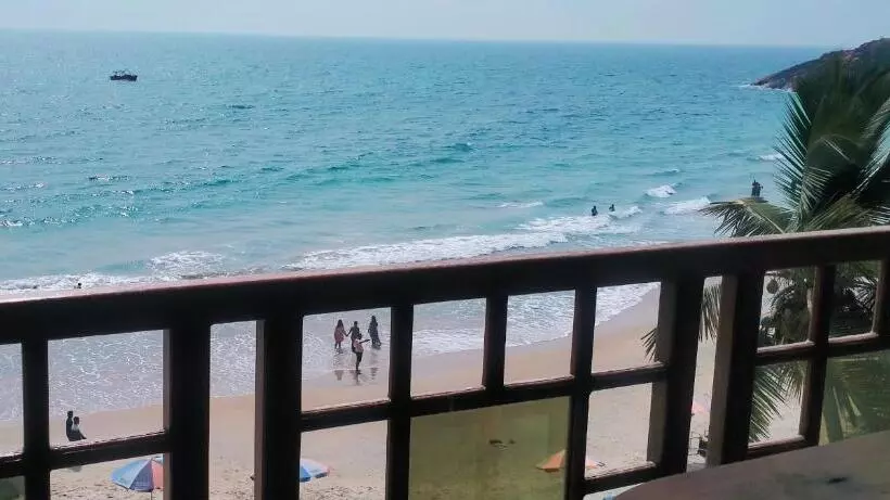 Fotos del hotel Searock Beach Resort:  4