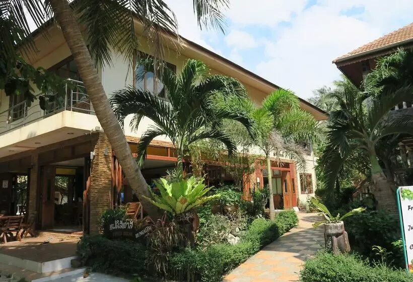 Fotos del hotel Family House Resort:  15