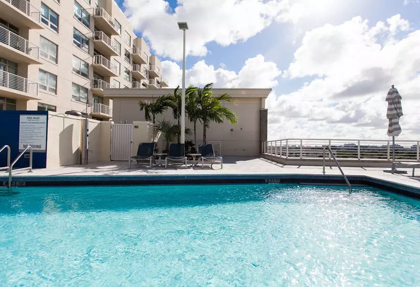 Fotos del hotel Sky City Suites at Midtown:  19