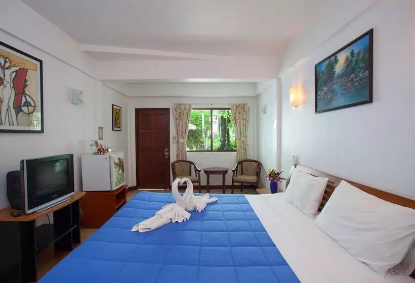 Fotos del hotel The Expat:  16