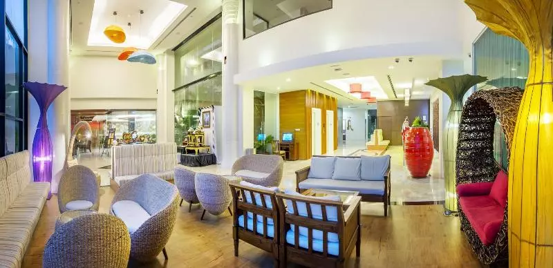 Fotos del hotel Buri Sriphu  & Convention Centre:  2