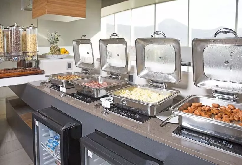 Fotos del hotel Doubletree By Hilton Santiago Kennedy, Chile:  17