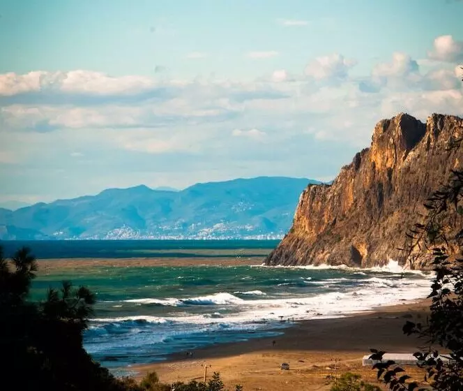 Fotos del hotel Koru Beach Club:  16