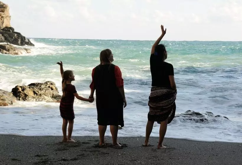 Fotos del hotel Koru Beach Club:  22