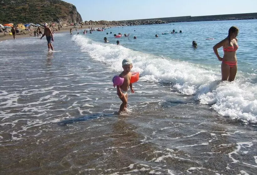 Fotos del hotel Koru Beach Club:  7