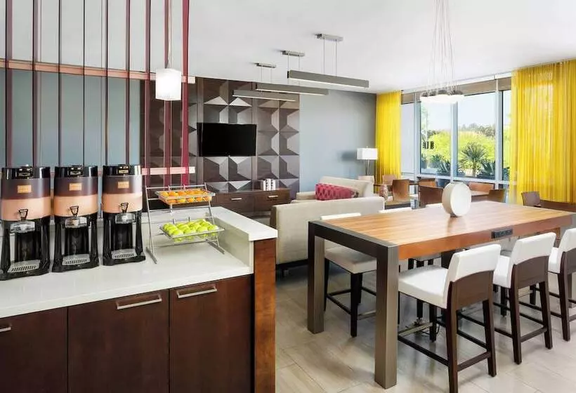 Fotos del hotel Springhill Suites By Marriott San Diego Mission Valley:  25