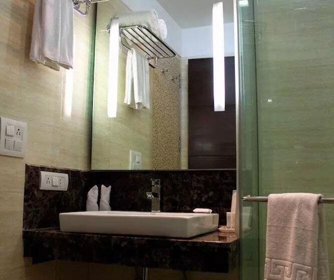 Fotos del hotel Stately Suites Mg Road:  14