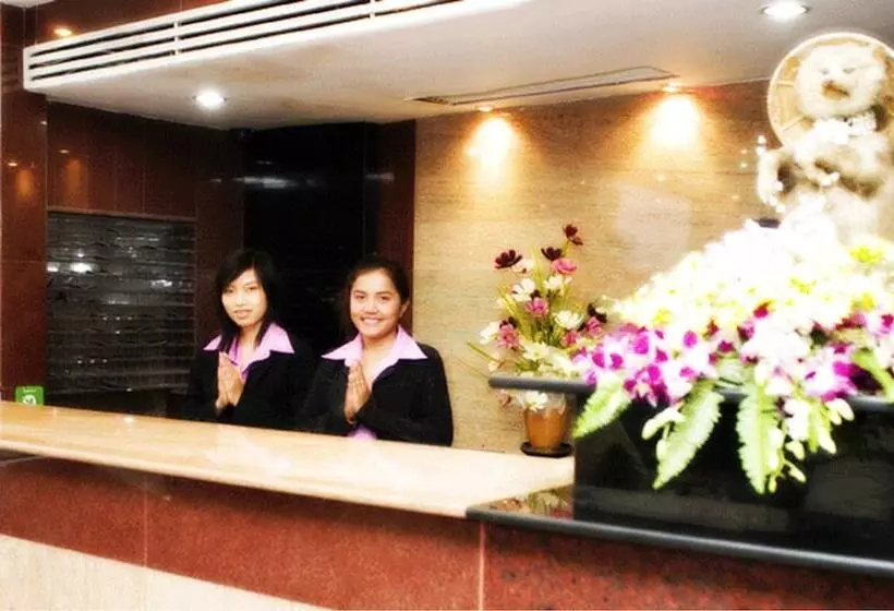 Fotos del hotel The Airport:  3