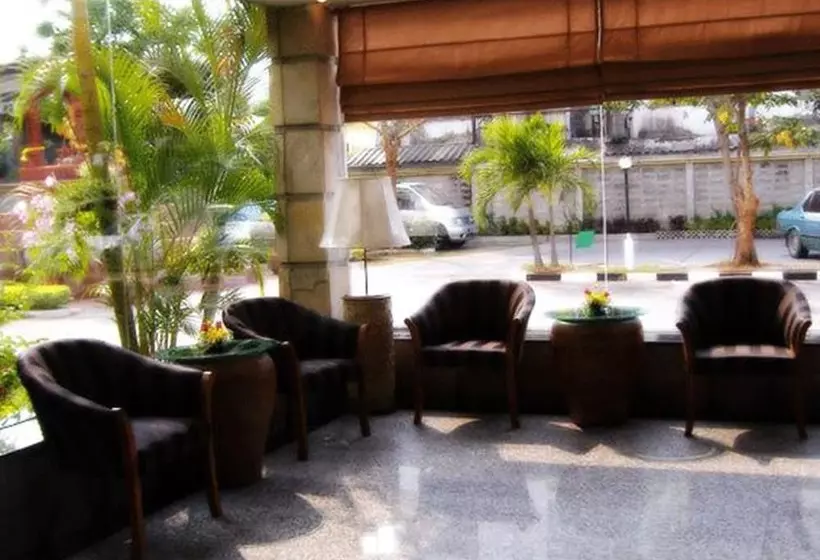 Fotos del hotel The Airport:  5