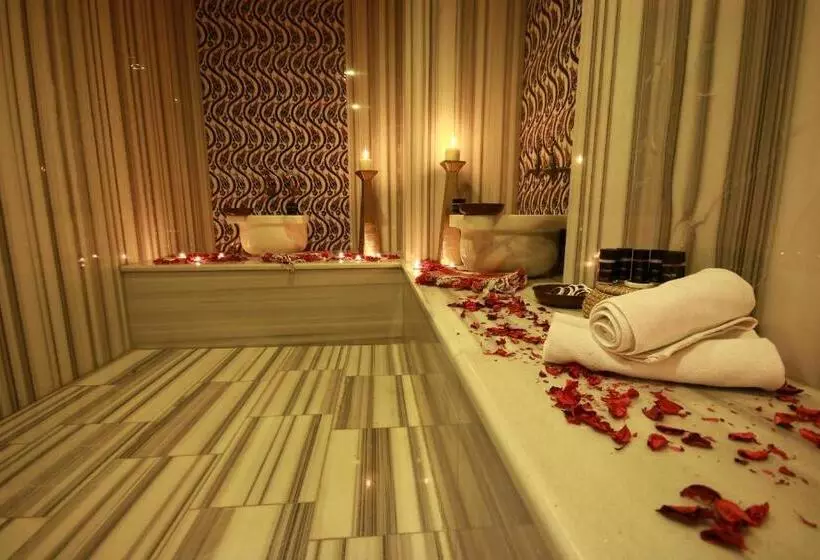 Fotos del hotel A Palace Suites:  3