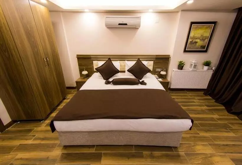 Fotos del hotel A Palace Suites:  13