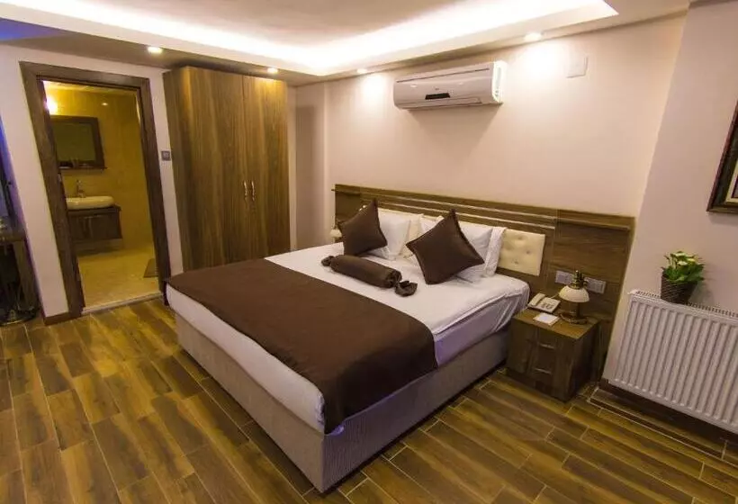 Fotos del hotel A Palace Suites:  17