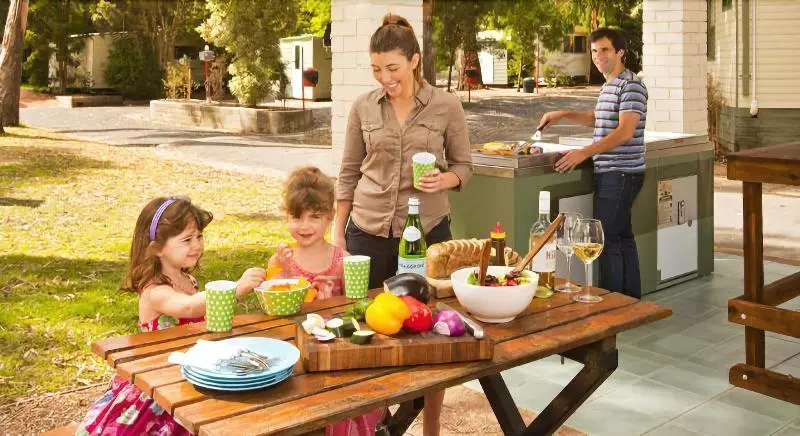 Fotos del hotel Crystal Brook Tourist Park:  5