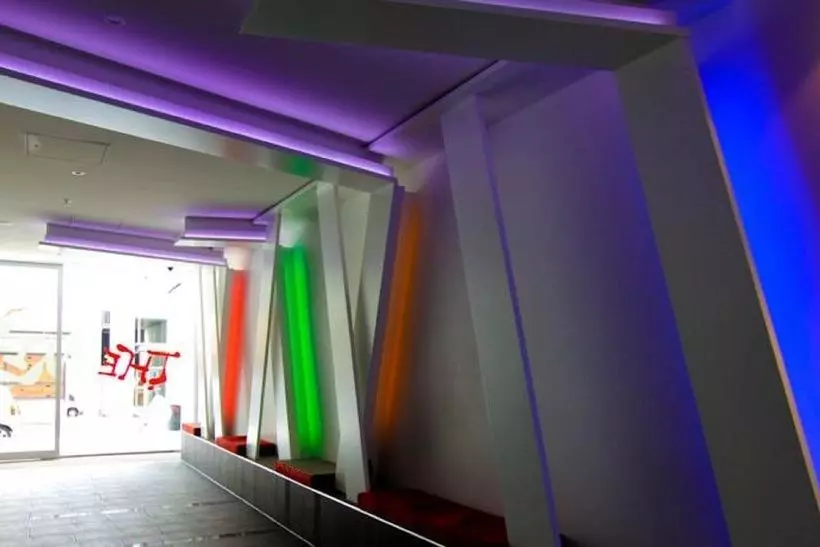 Fotos del hotel The Miro Apartments:  2