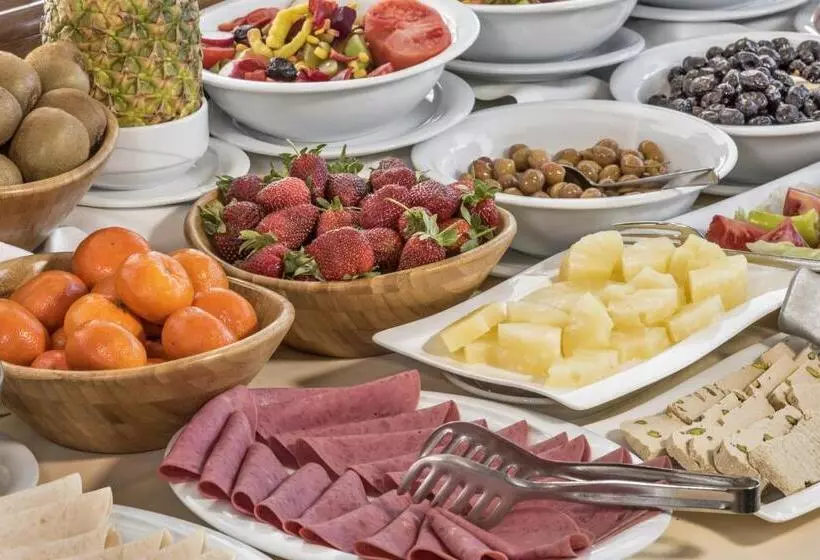 Fotos del hotel Perapolis:  15