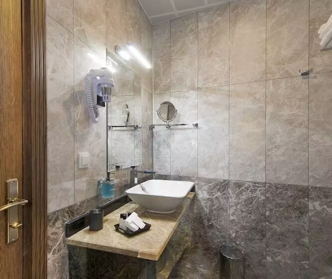 Fotos del hotel Perapolis:  5