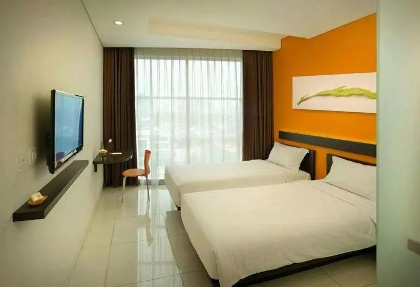 Fotos del hotel V Hotel Tebet, Jakarta:  2