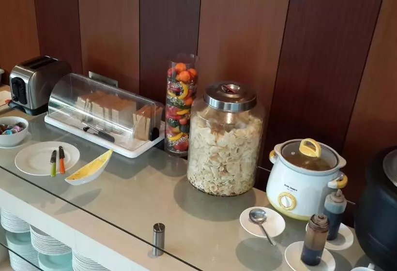 Fotos del hotel V Hotel Tebet, Jakarta:  18