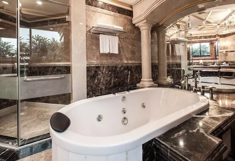 Fotos del hotel Army:  12