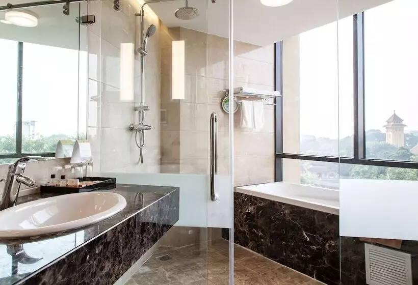 Fotos del hotel Army:  7