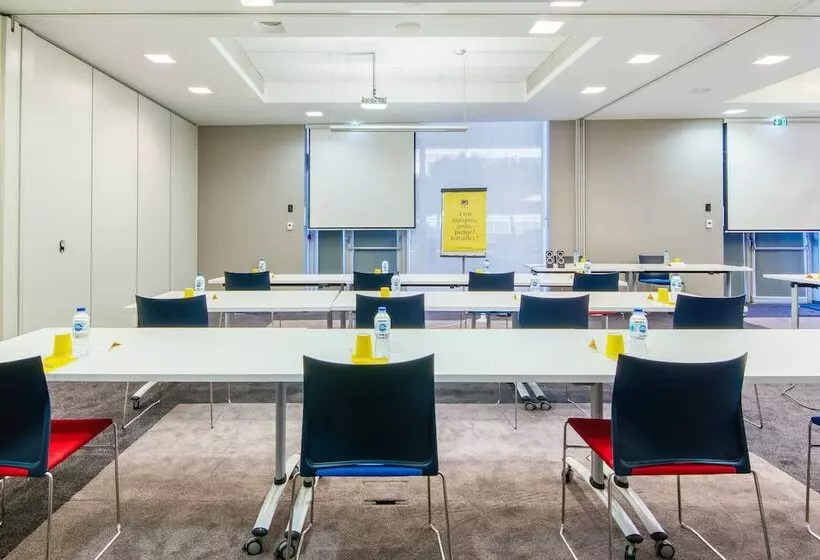 Fotos del hotel Golden Tulip Marseille Euromed:  10